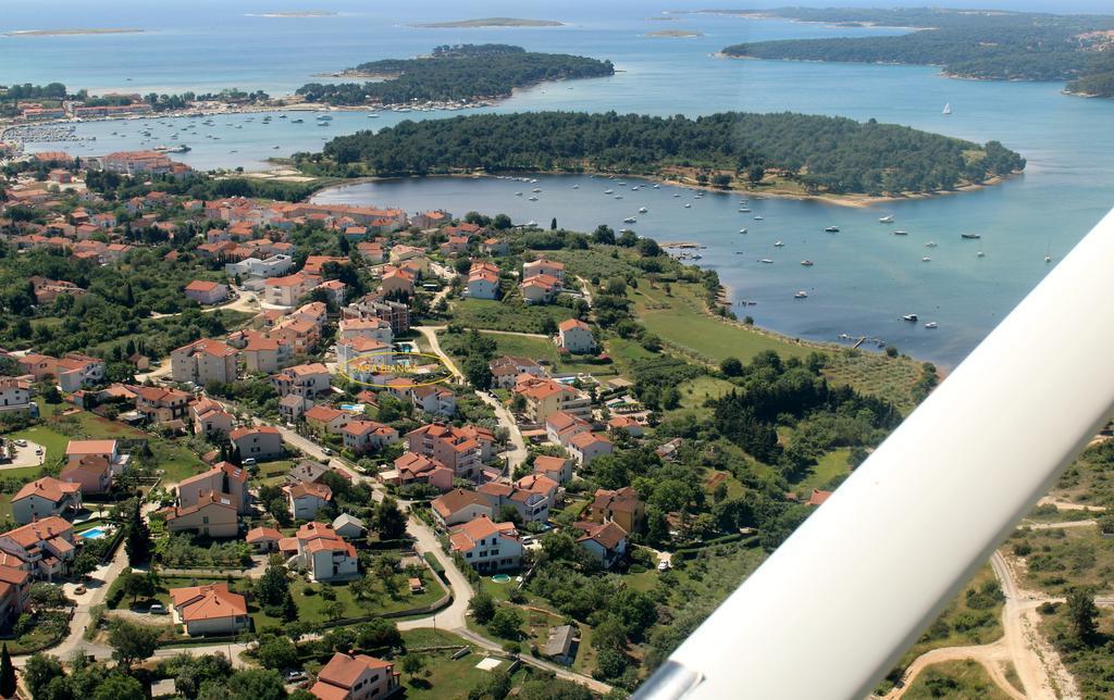 Casa Bianca Apartman Medulin Kültér fotó