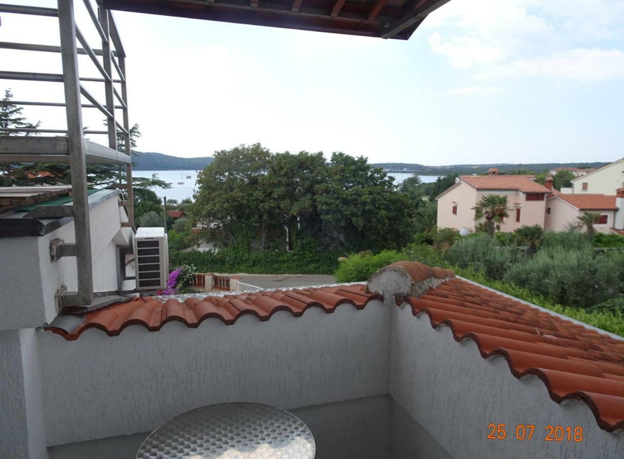 Casa Bianca Apartman Medulin Kültér fotó